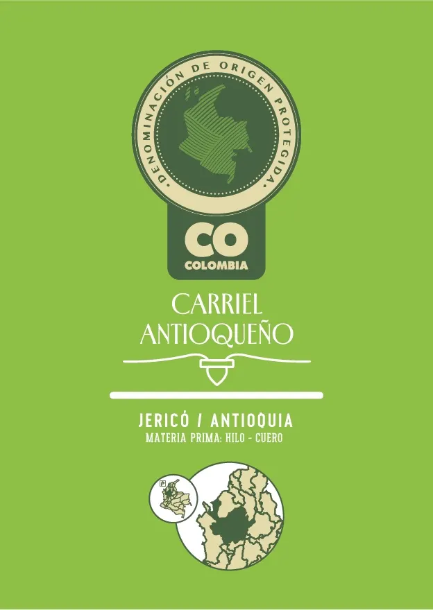 Sello verde con el mapa de Colombia y los textos «Denominación de origen protegida», «CO Colombia», «Carriel antioqueño», «Jericó / Antioquia» y «Materia prima: hilo - cuero», con un mapa de Antioquia en la parte inferior.